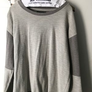 Grey Sweatshirt